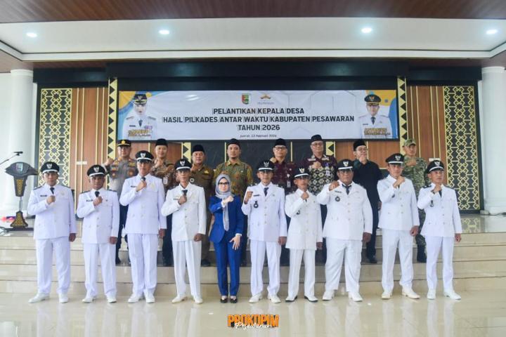 Bupati Nanda Indira Lantik Sembilan Kepala Desa Terpilih Hasil Pilkades Antar Waktu 